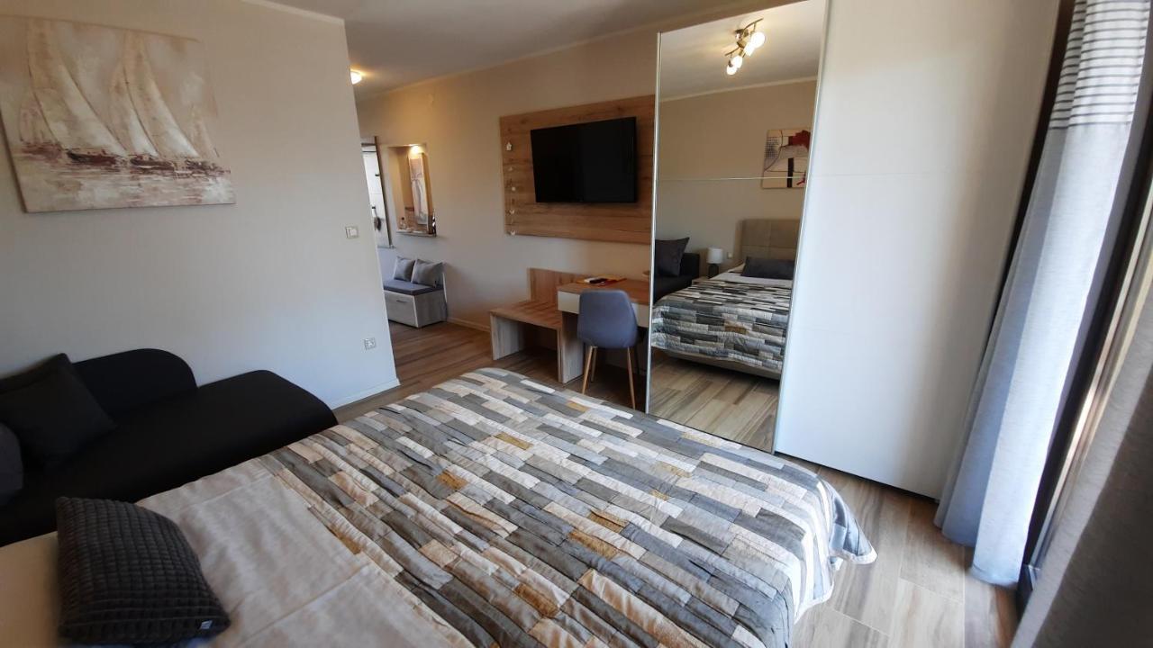 Apartments Alea Ровінь Екстер'єр фото
