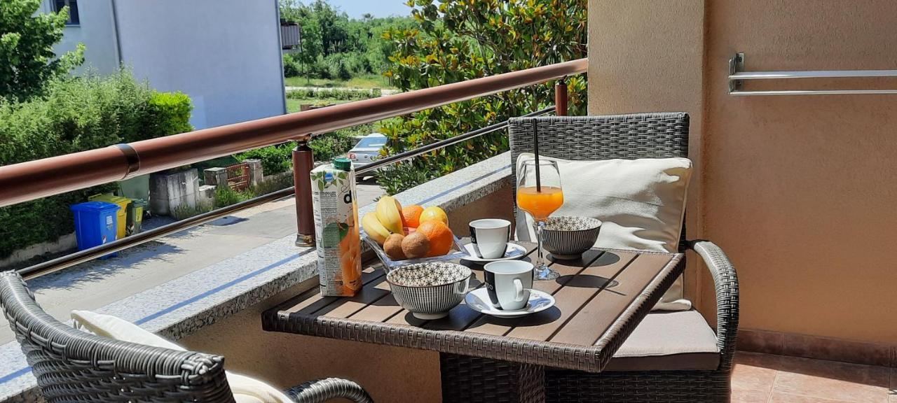 Apartments Alea Ровінь Екстер'єр фото