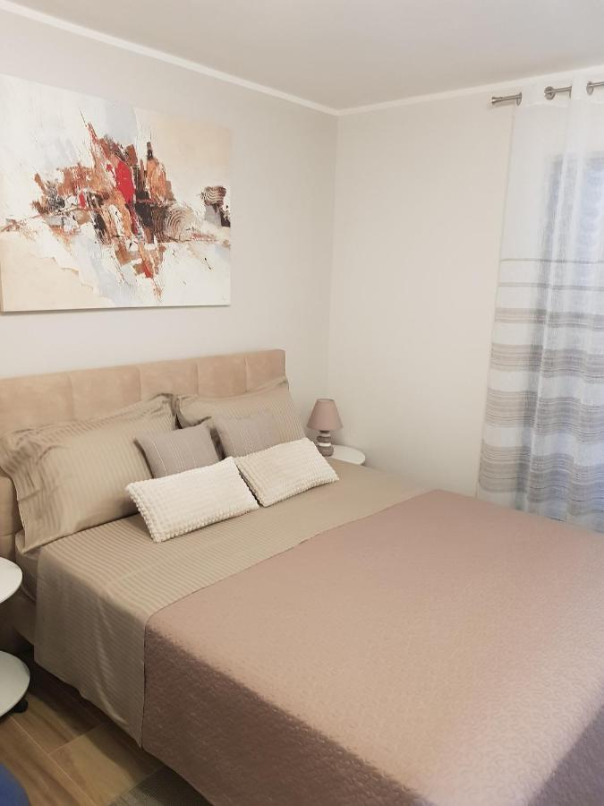 Apartments Alea Ровінь Екстер'єр фото